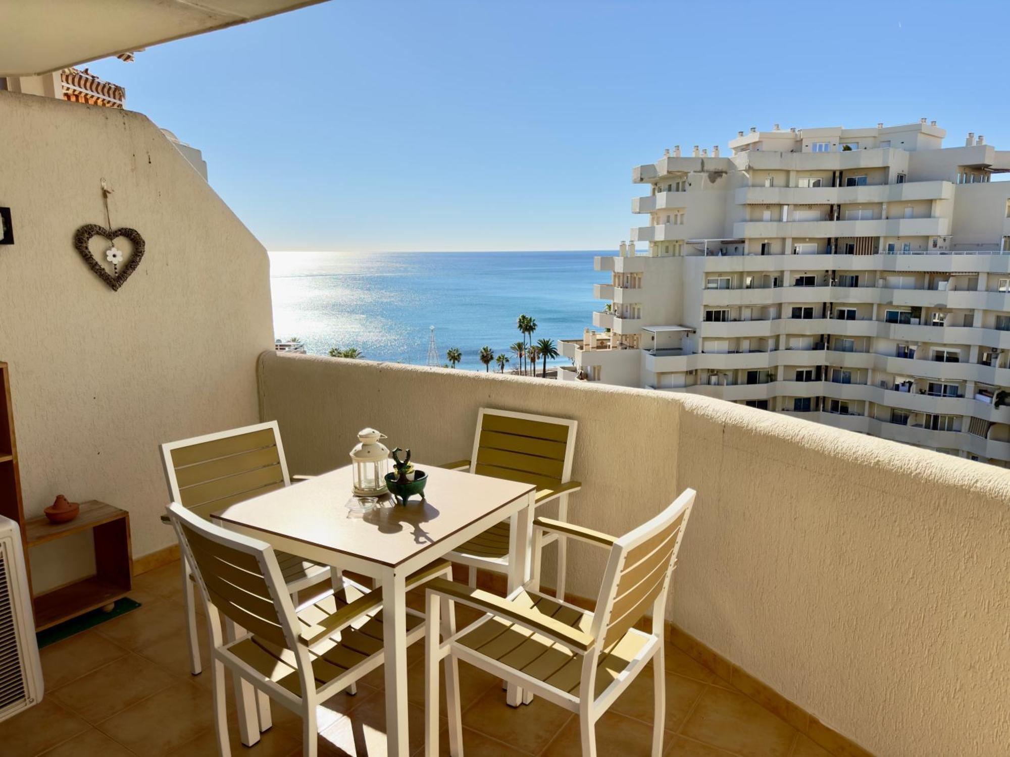 G&g Benalbeach Mediterranean Views Appartement *
